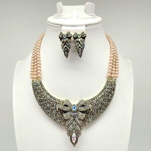 Heidi Daus Aurora Borealis Swarovski Crystal and Champagne Glass Pearl Set